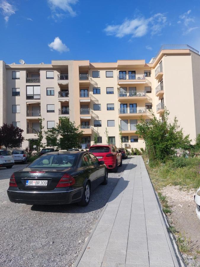 Aria Apartmani ポドゴリツァ エクステリア 写真